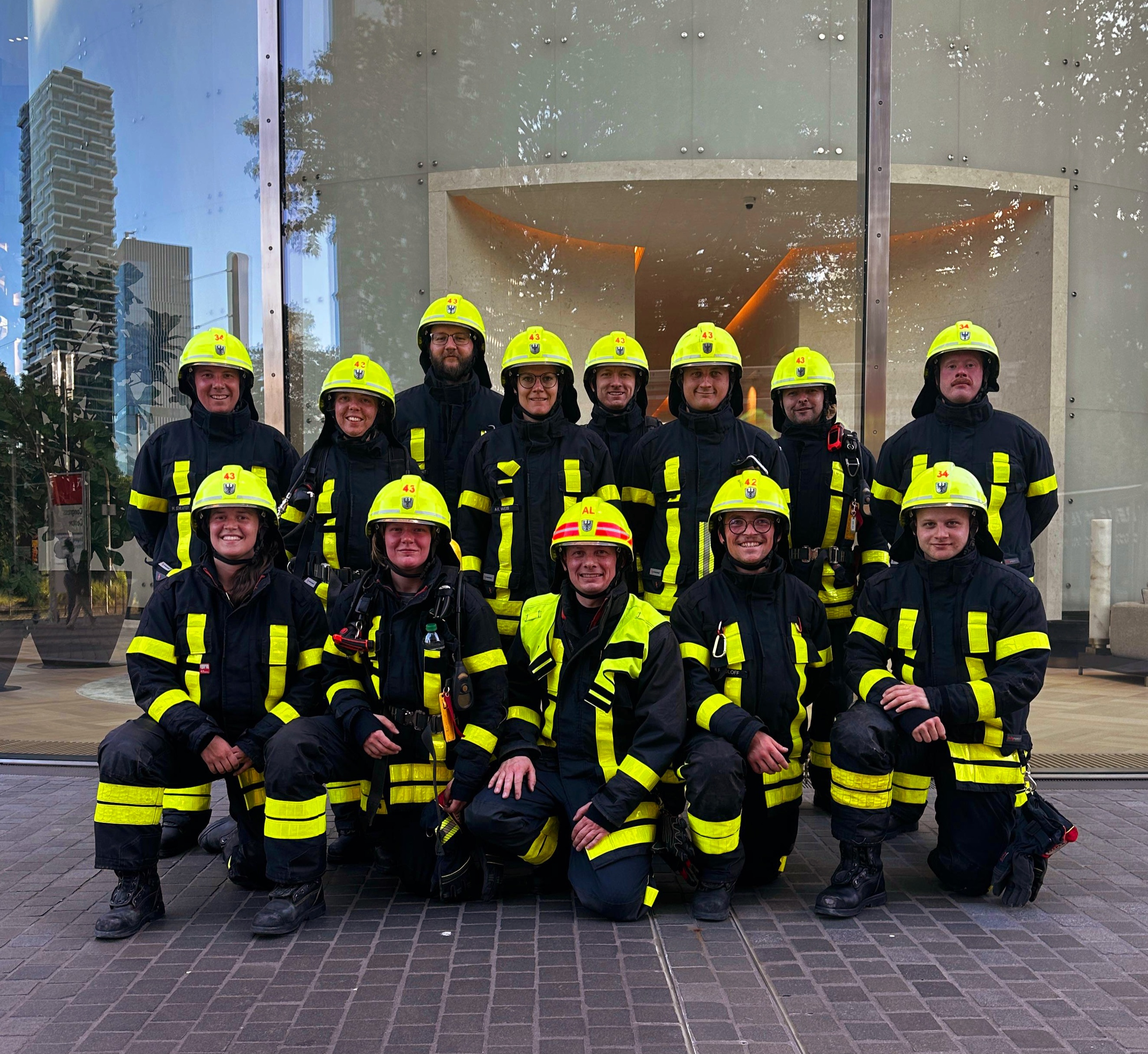 Mit SKYRUN Team 2025 hoch hinauf in Frankfurts Himmel